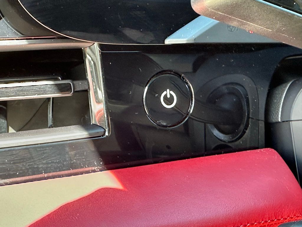 Thumbnail: 2022 Porsche Taycan - 30