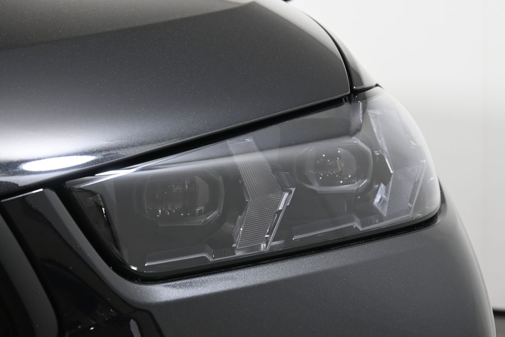 Thumbnail: 2026 BMW X6 - 11