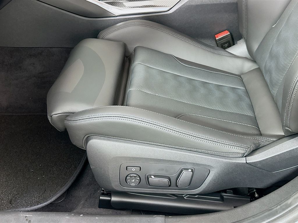 Thumbnail: 2026 BMW M3 - 21