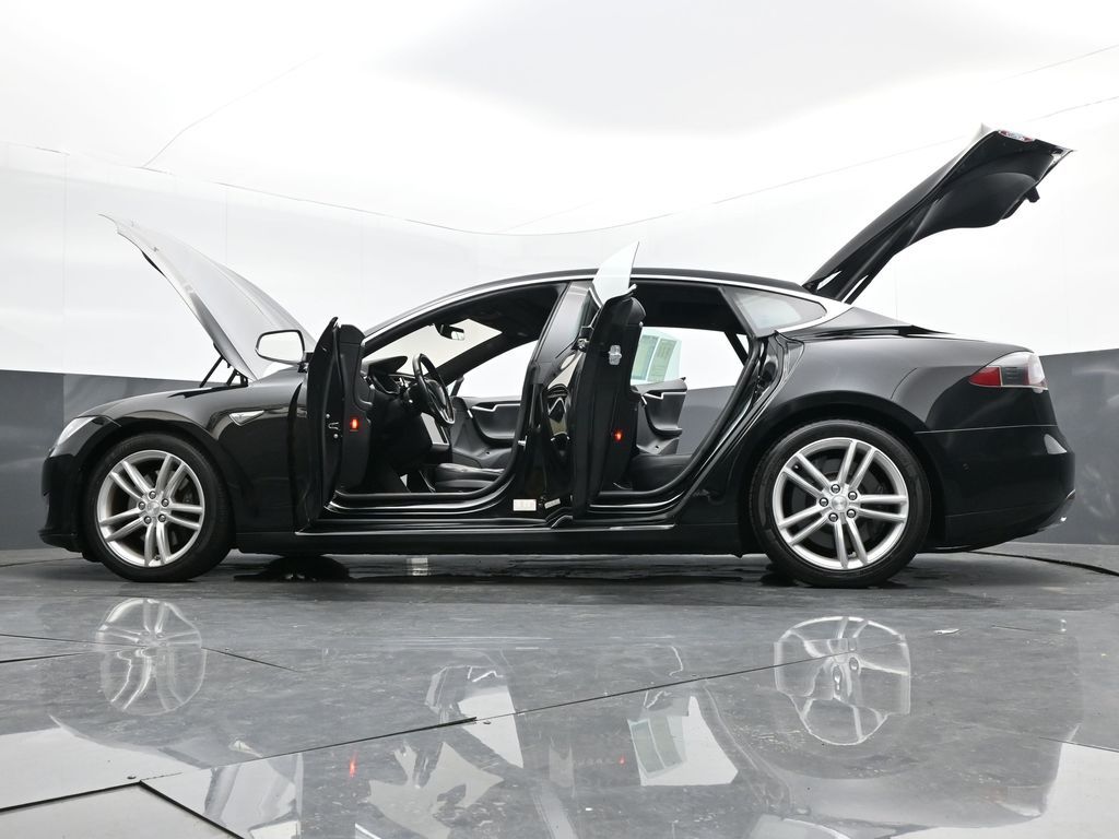 2015 Tesla Model S 85D