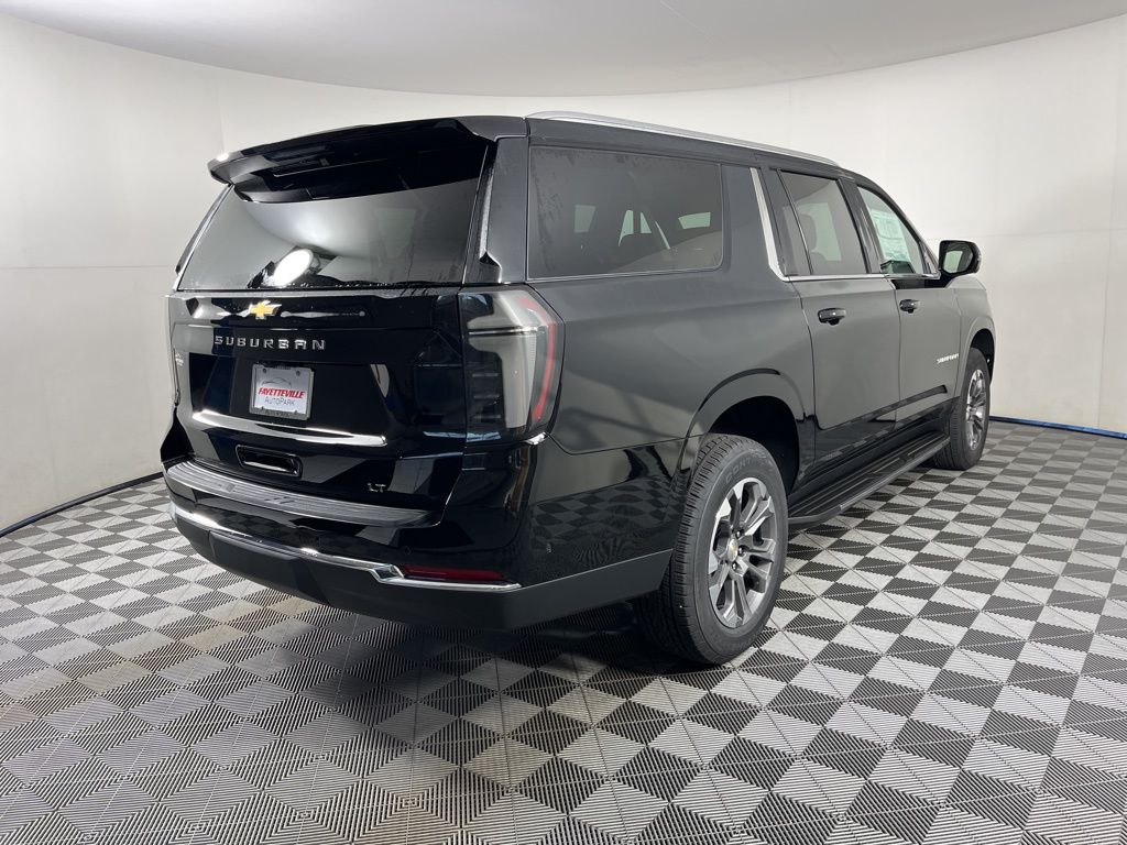 Thumbnail: 2025 Chevrolet Suburban - 5
