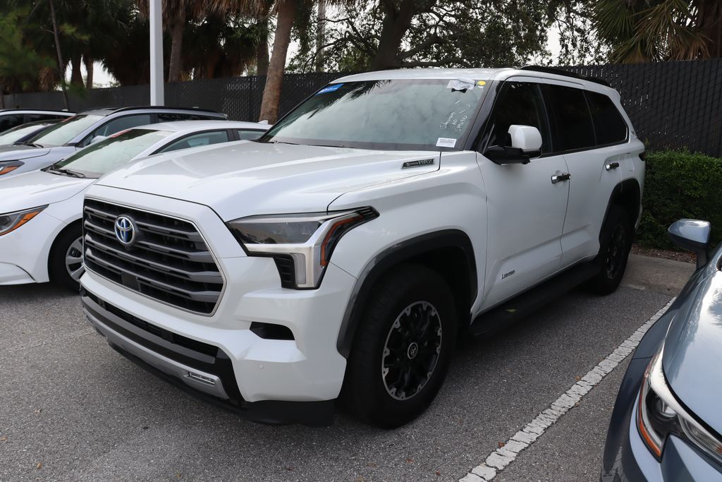 2023 Toyota Sequoia SR5 -
                  West Palm Beach, FL