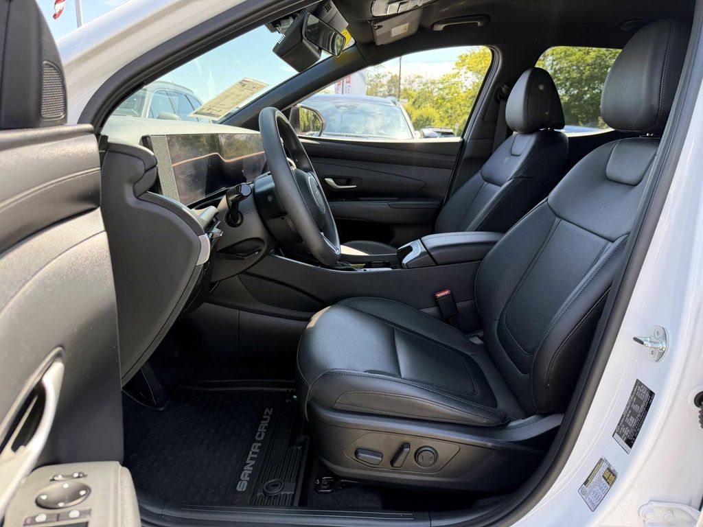 Used 2025 Hyundai Santa Cruz Truck