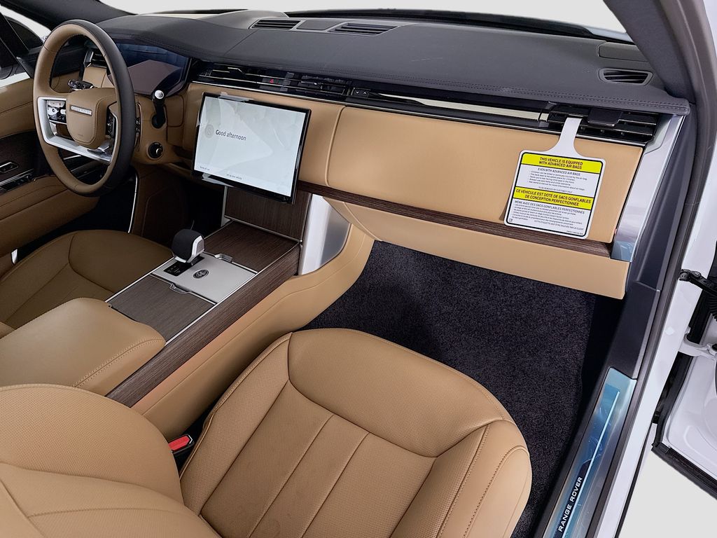 Thumbnail: 2026 Land Rover Range Rover - 17