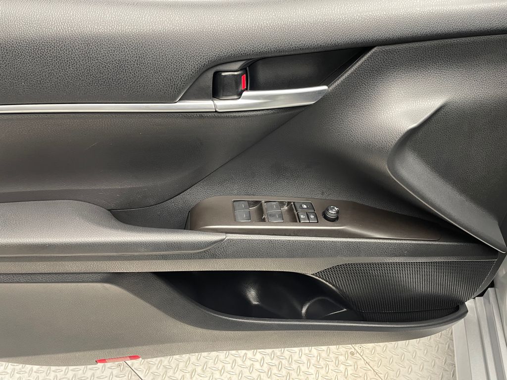 Thumbnail: 2024 Toyota Camry - 9