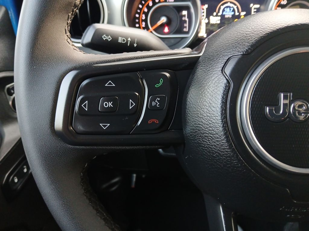Used Car 2023 Jeep Gladiator  Texas Trail For Sale Under $35,000 In Austin, Texas