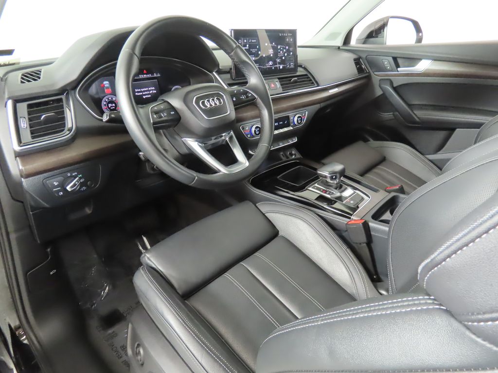 Thumbnail: 2023 Audi Q5 - 27