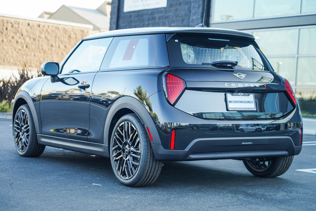 2025 MINI Cooper S  6