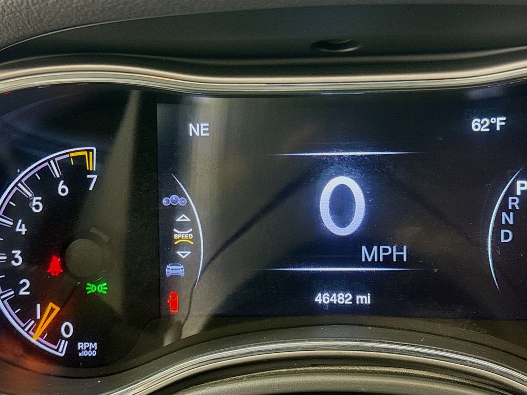 Used Car 2020 Jeep Grand Cherokee  Limited For Sale Under $25,000 In Austin, Texas