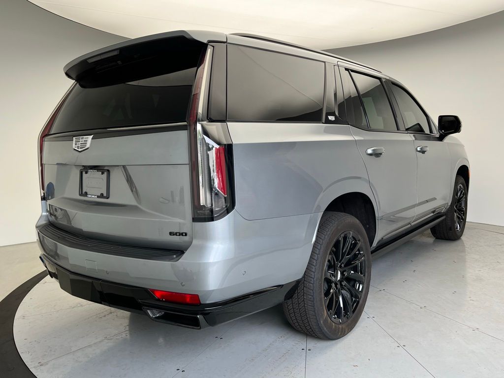 Thumbnail: 2023 Cadillac Escalade - 3