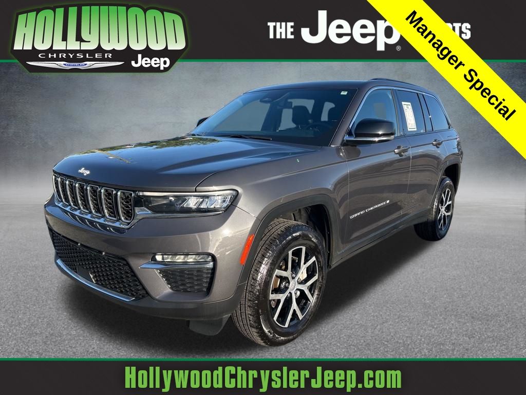 Baltic Gray Metallic Clearcoat 2024 Jeep Grand Cherokee SUV / Crossover Four-Wheel Drive 8-Speed Automatic