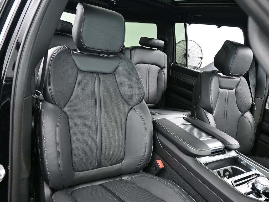 New 2026 High Gloss Black Jeep Limited Reserve image 43
