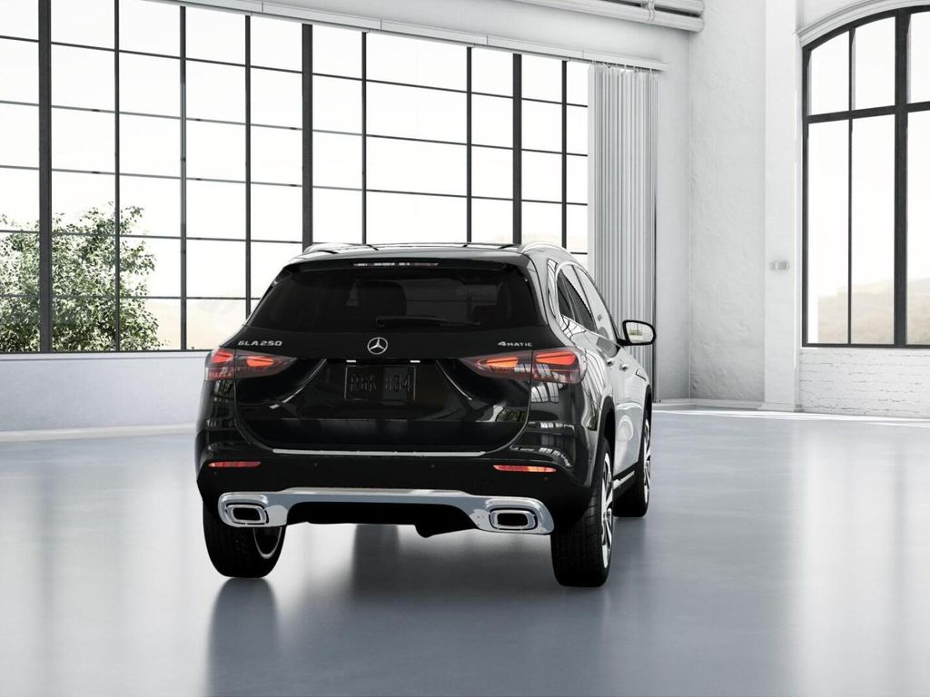 2025 Mercedes-Benz GLA 250 4MATIC 24