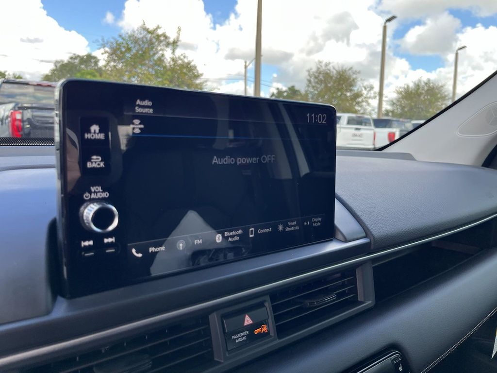 new 2025 Honda Pilot car, priced at $45,648