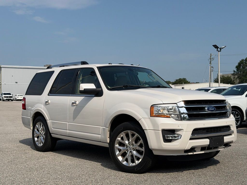 White Platinum Metallic Tri-Coat 2017 Ford Expedition SUV / Crossover Four-Wheel Drive 6-Speed Automatic