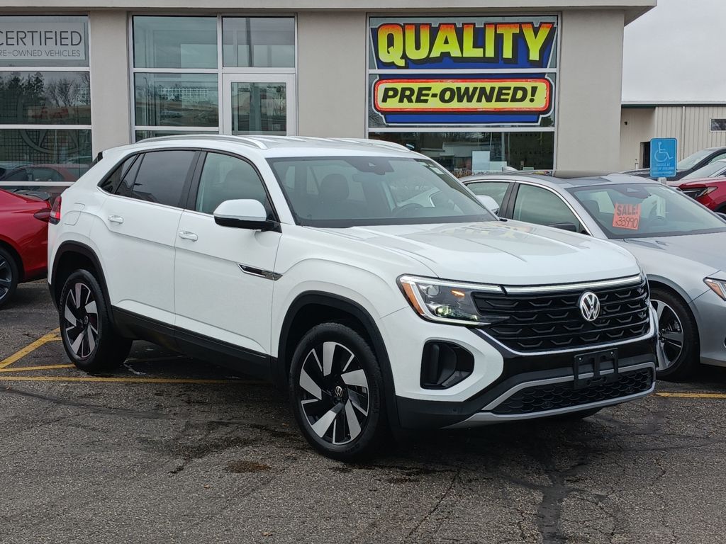 2025 Volkswagen Atlas Cross Sport SE 4Motion with Technology