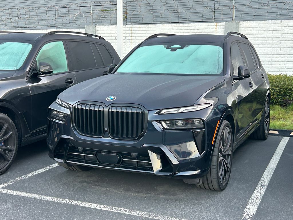 Thumbnail: 2023 BMW X7 - 2
