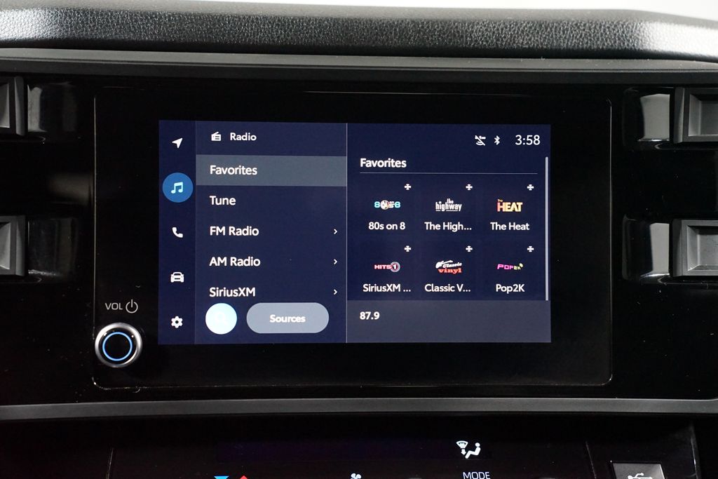 Thumbnail: 2024 Toyota Tundra - 18
