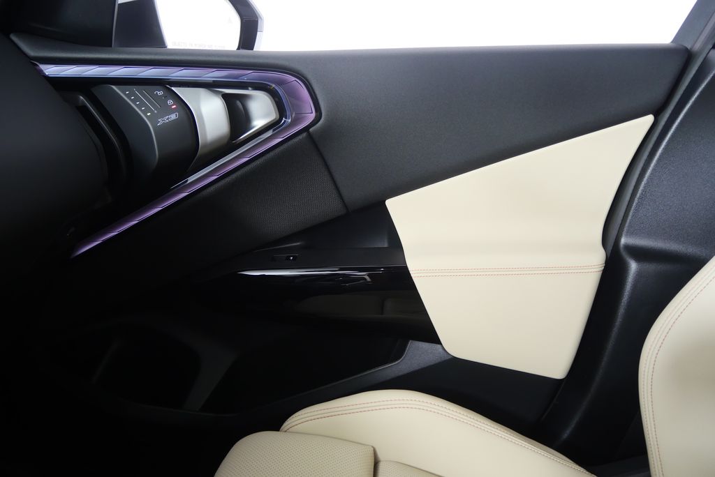 Thumbnail: 2026 BMW X3 - 22