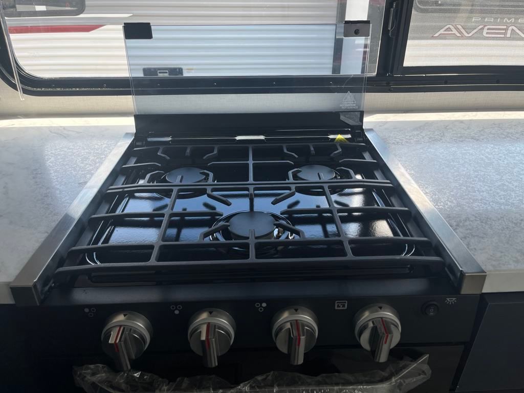 2025 Prime Time Avenger 25 MKB Travel Trailer