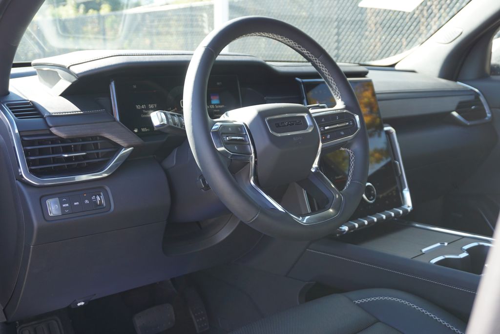 Thumbnail: 2024 GMC Acadia - 25