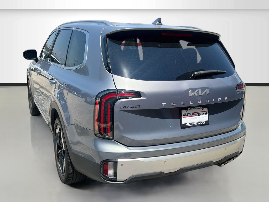 Used 2024 Silver Kia EX image 5