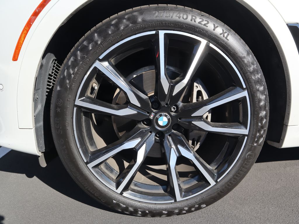 Thumbnail: 2020 BMW X7 - 16