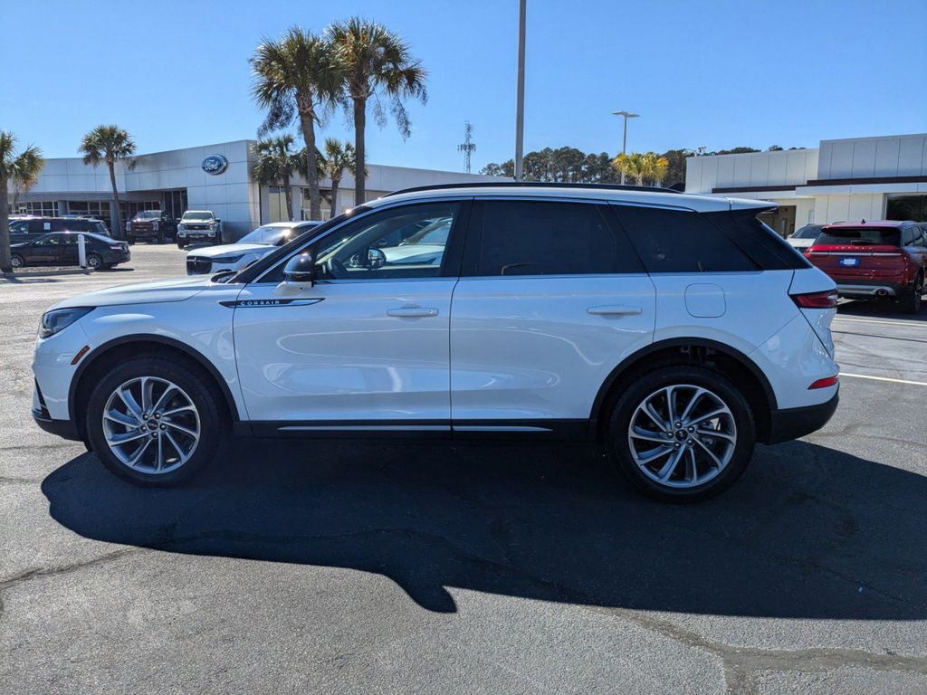 2025 Lincoln Corsair Premiere