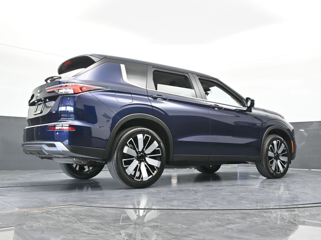 New 2026 Cosmic Blue Metallic Mitsubishi SE image 71
