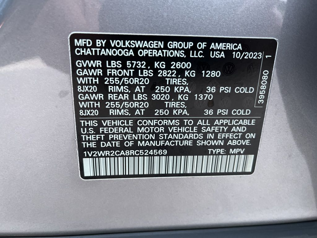 2024 Volkswagen Atlas SE 11