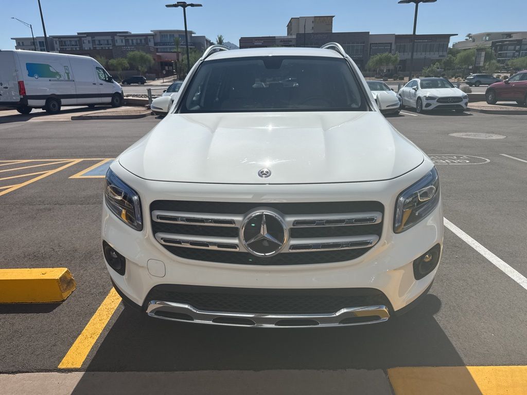 Thumbnail: 2020 Mercedes-Benz GLB - 2