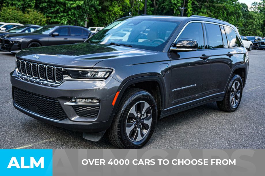 Used 2024 Gray Jeep 4xe image 3
