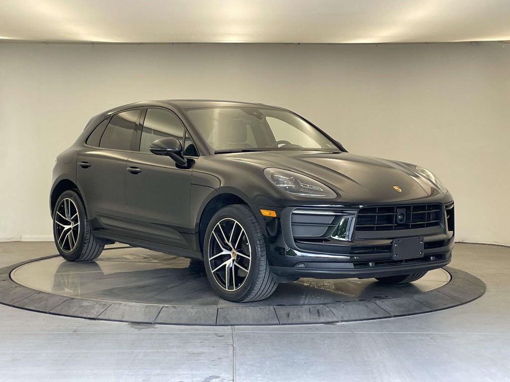 2023 Porsche Macan - 8
