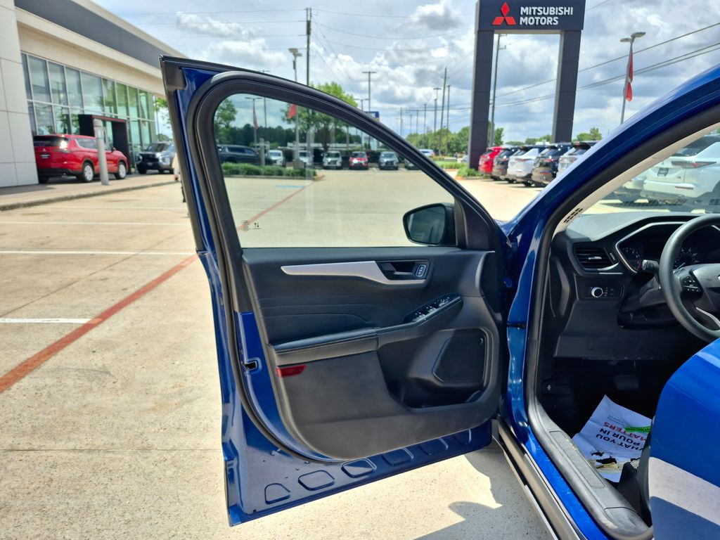 2022 Ford Escape SE Blue at DeMontrond Ford