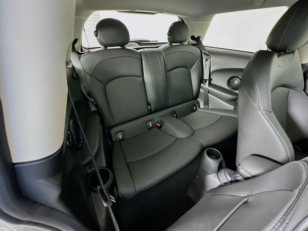 Thumbnail: 2024 MINI Cooper - 26