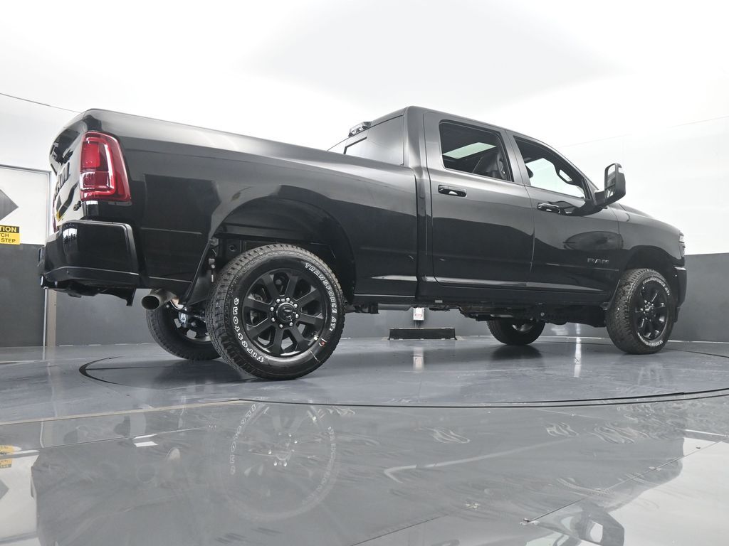 New 2026 Diamond Black Crystal Pearlcoat Ram Laramie image 58