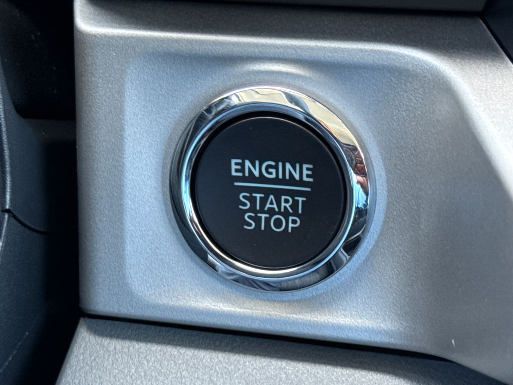 New 2026 White Ford XLT image 23