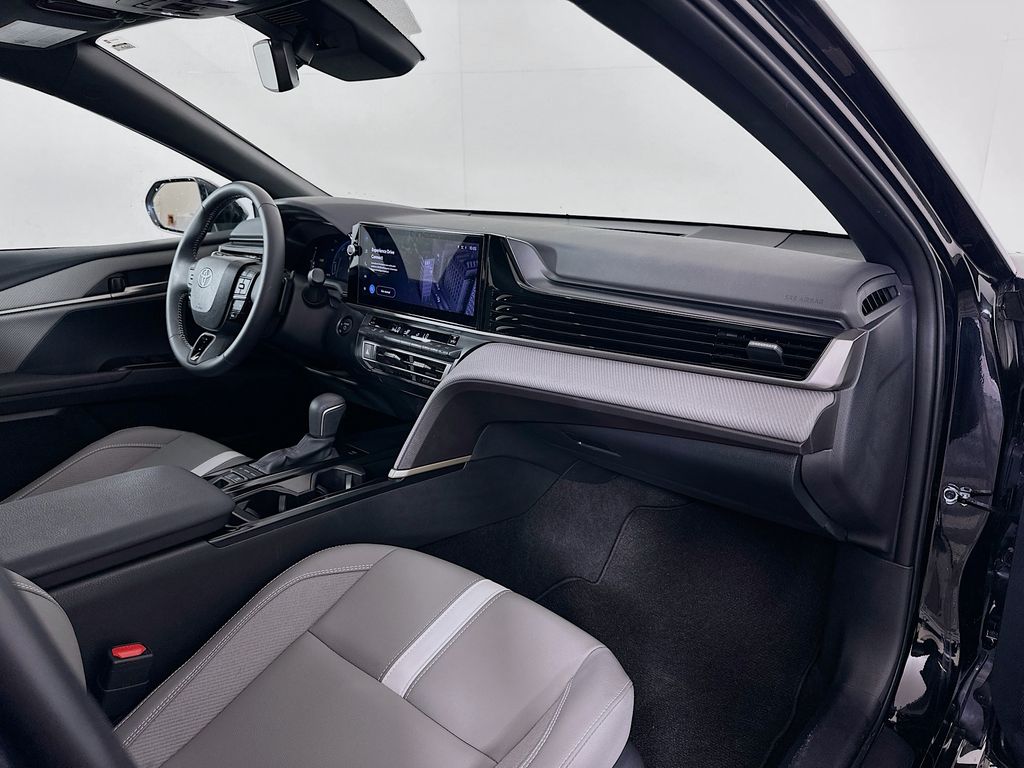 Thumbnail: 2025 Toyota Camry - 29