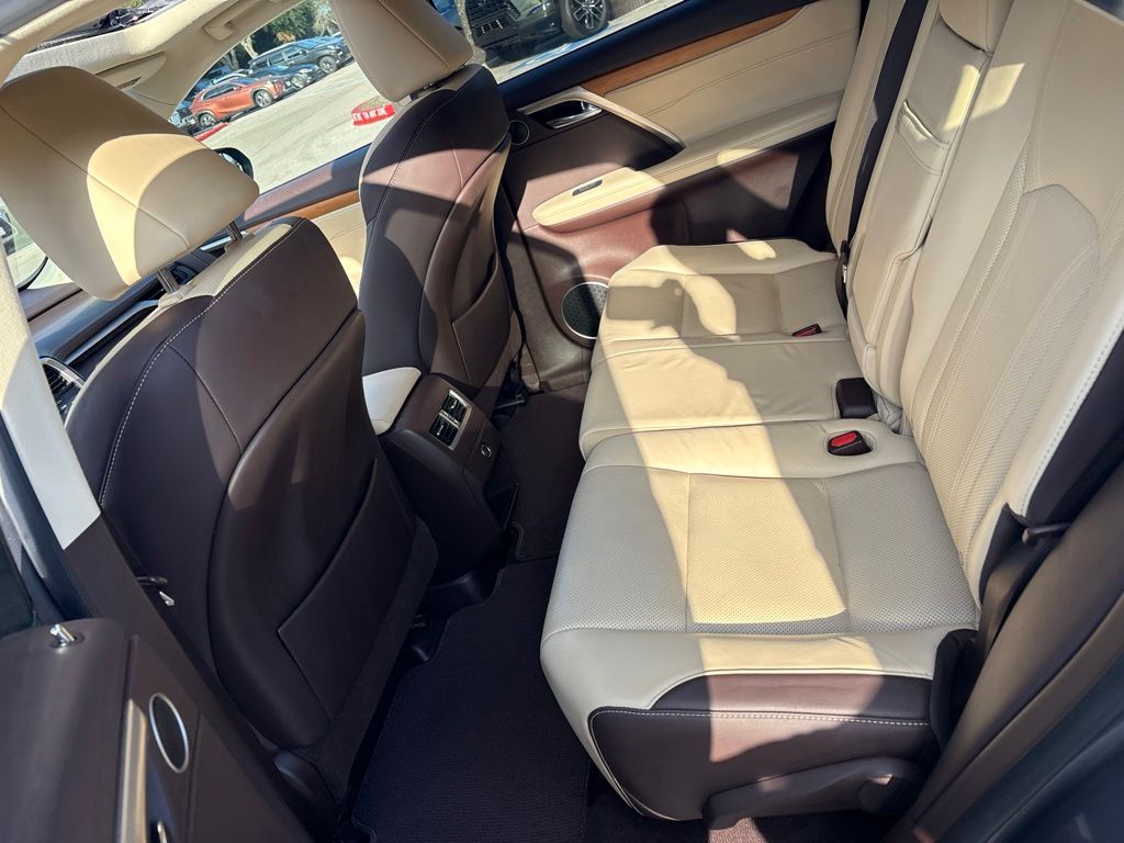 Thumbnail: 2019 Lexus RX - 19