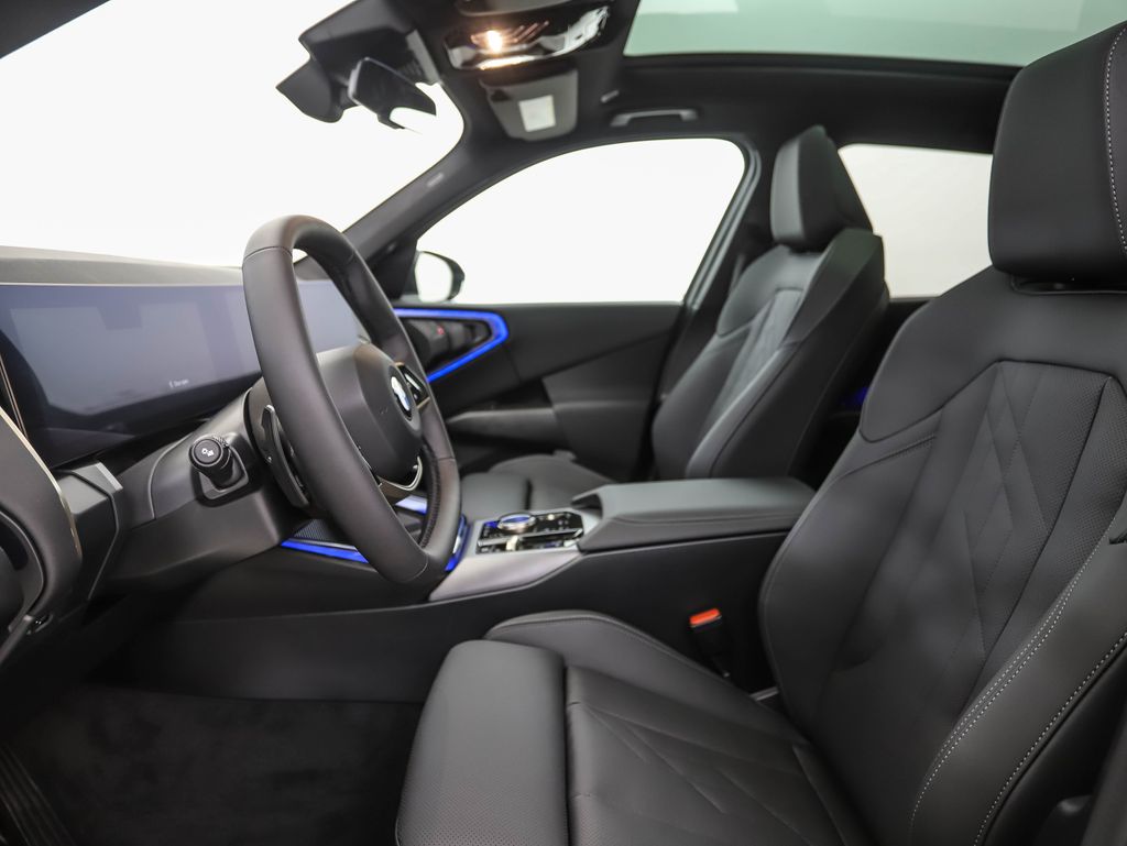 Thumbnail: 2025 BMW X3 - 11