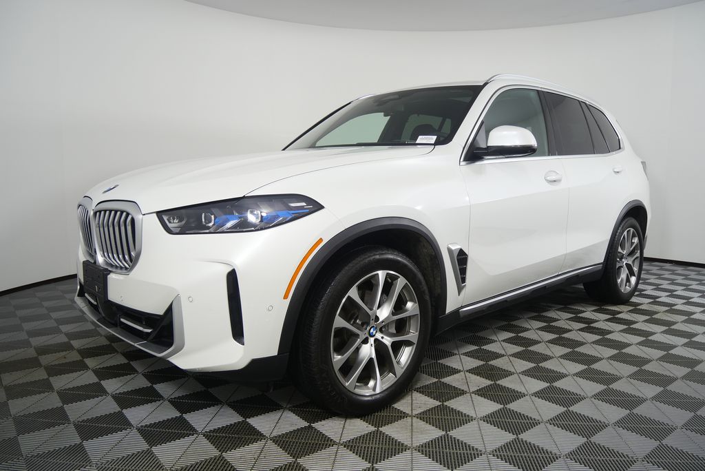 Thumbnail: 2025 BMW X5 - 8