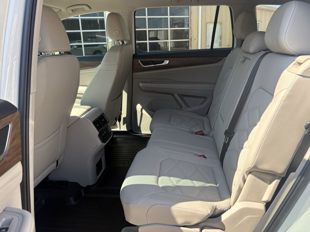 2024 Volkswagen Atlas 2.0T SE  at Big Star Chrysler Jeep Dodge Ram 