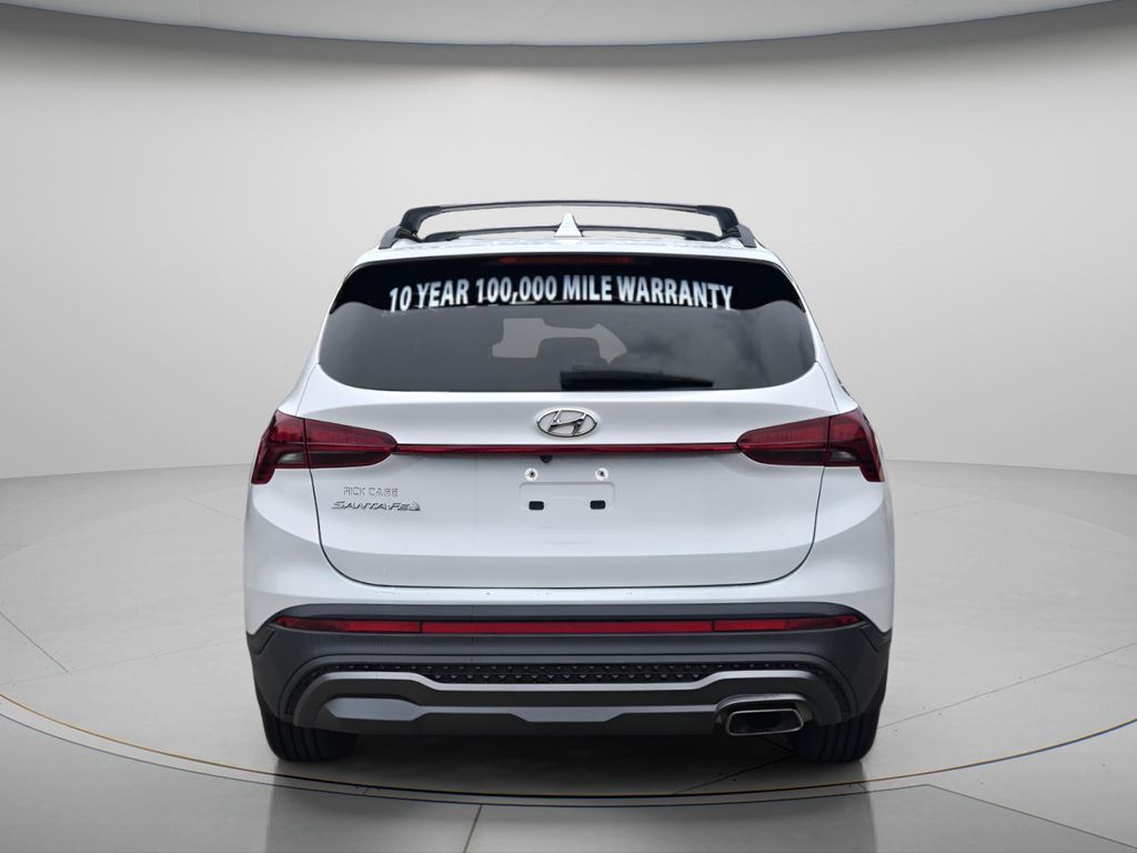 2022 Hyundai Santa Fe - $22,599