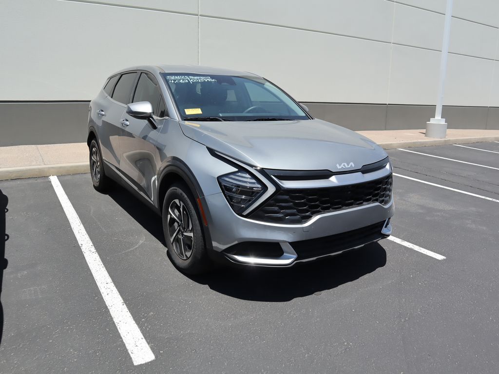 Thumbnail: 2024 Kia Sportage - 3