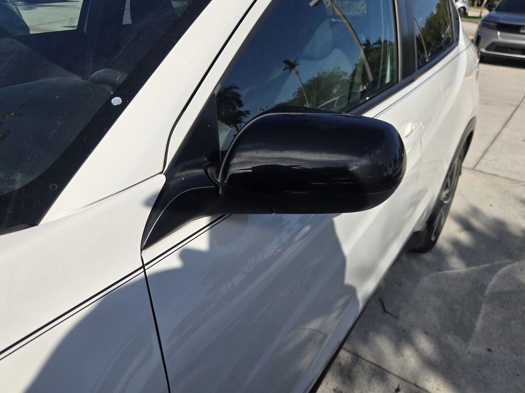 2019 Honda HR-V - $16,910