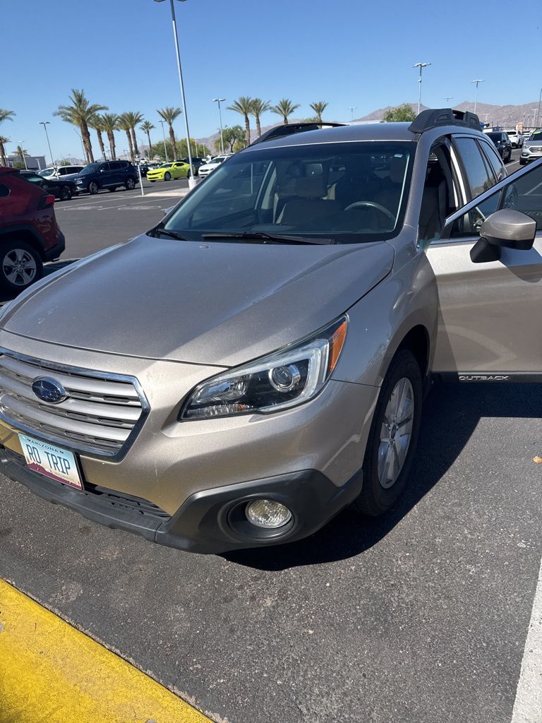 2015 Subaru Outback Premium 13