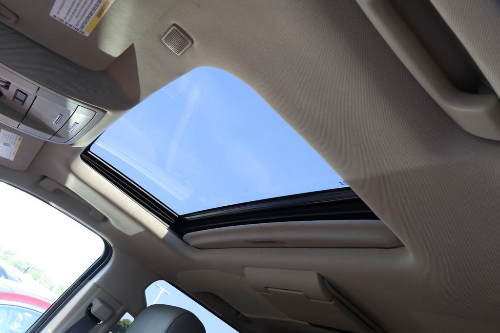 Thumbnail: 2019 Chevrolet Suburban - 31
