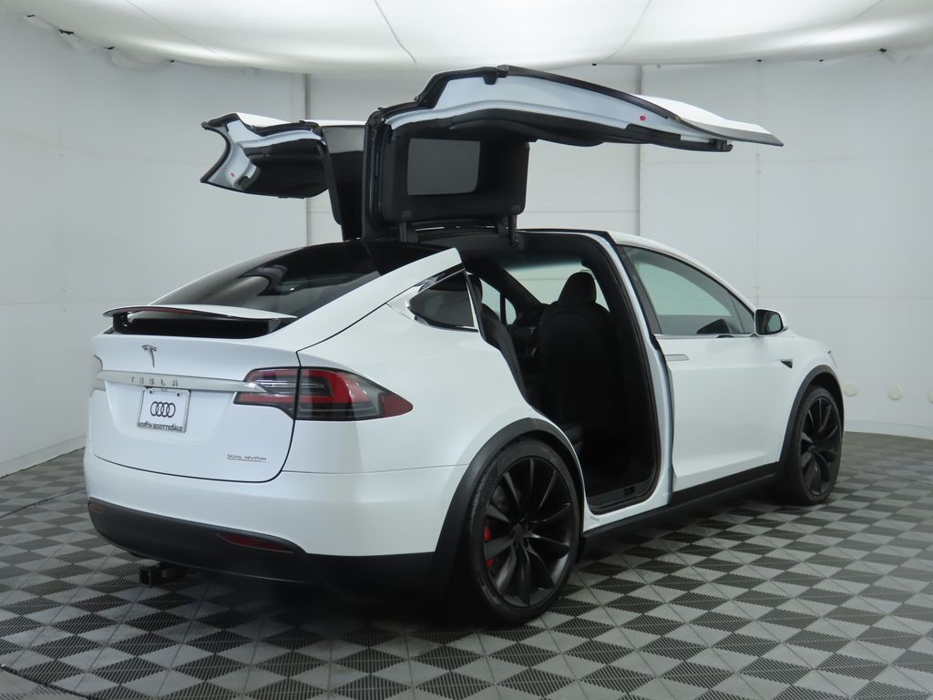 Thumbnail: 2020 Tesla Model X - 13