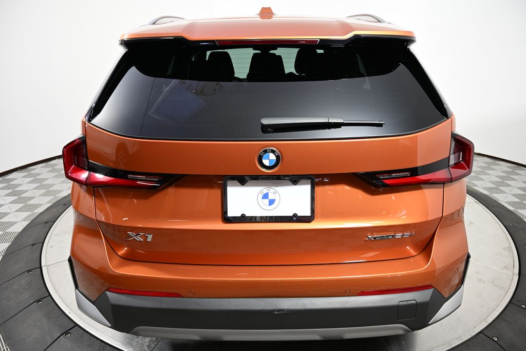 Thumbnail: 2023 BMW X1 - 4