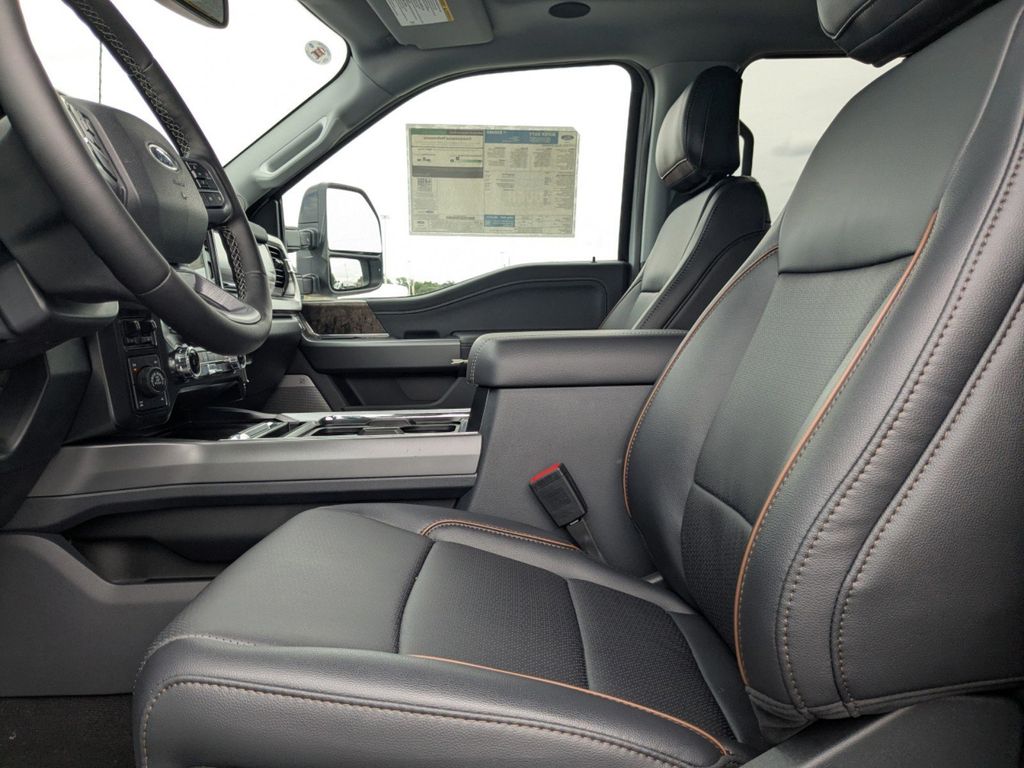 2025 Ford F-250 LARIAT